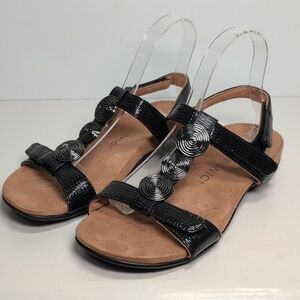 Vionic Farrah II T-strap black/gray woven sandals womans size 7 EU 38
